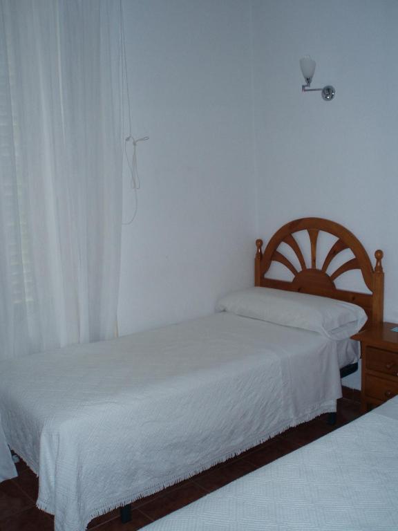 Hostal Castilla Madrid Exterior photo